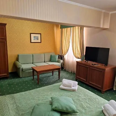Hotel Danube & 5*