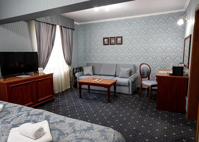 Hotel Danube &